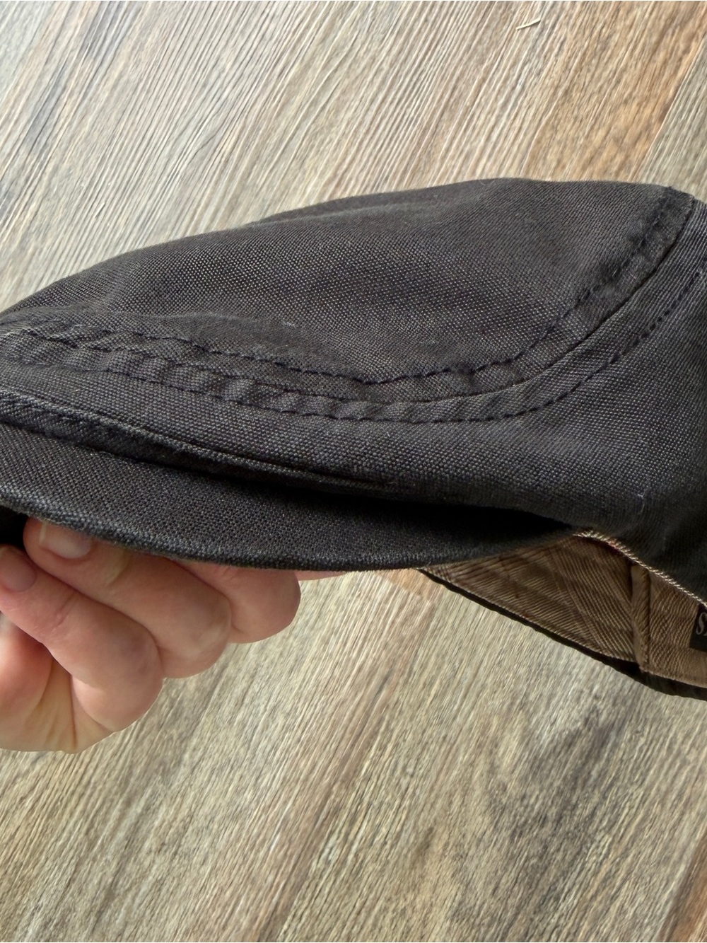 Goorin Bros. black/dark grey driving cap XS